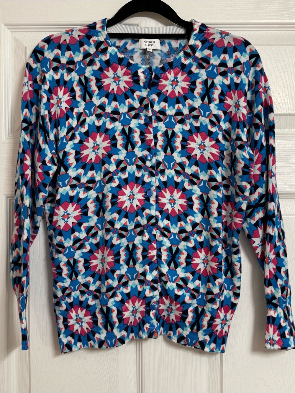 crown & ivy Blue and Pink Geometric Button-Up Top